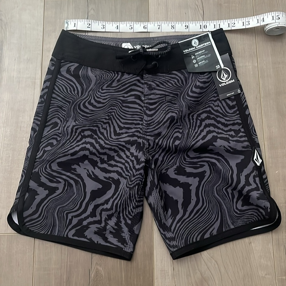 NWT Volcom Kids Swim Shorts